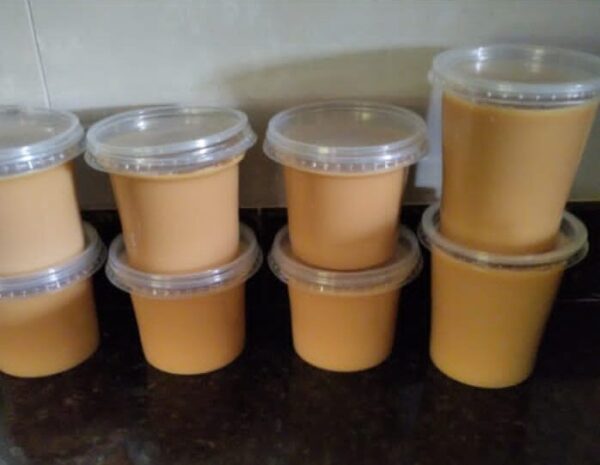 Doce de leite cremoso com coco (200g ou 500g)